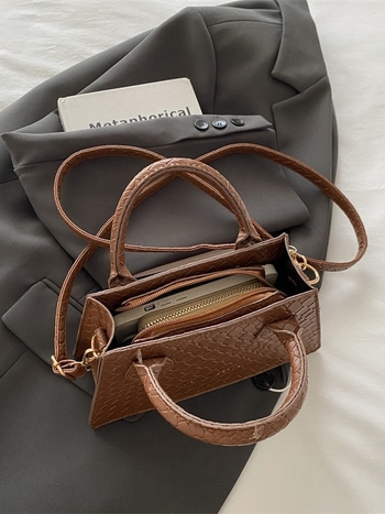 Torba za ruke s kariranim uzorkom i kontrastnim šivanjem – ulični stil, PU materijal, vodoravni kvadratni oblik, zatvaranje na zip, unutarnja džep za telefon