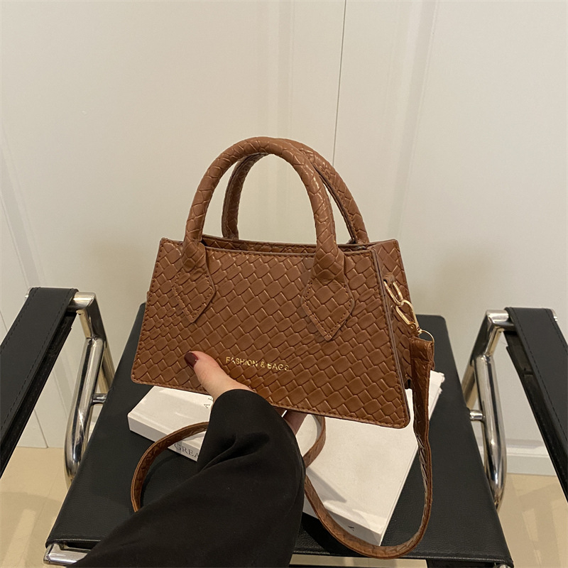 Torba za ruke s kariranim uzorkom i kontrastnim šivanjem – ulični stil, PU materijal, vodoravni kvadratni oblik, zatvaranje na zip, unutarnja džep za telefon