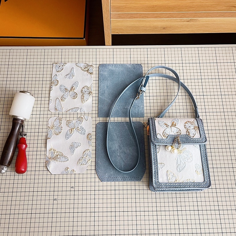 DIY set za torbicu – Novi nacionalni trend, PU materijal, vertikalni kvadratni oblik, zatvoren otvor, unutarnja pretinac za mobitel