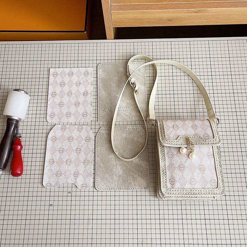 DIY set za torbicu – Novi nacionalni trend, PU materijal, vertikalni kvadratni oblik, zatvoren otvor, unutarnja pretinac za mobitel