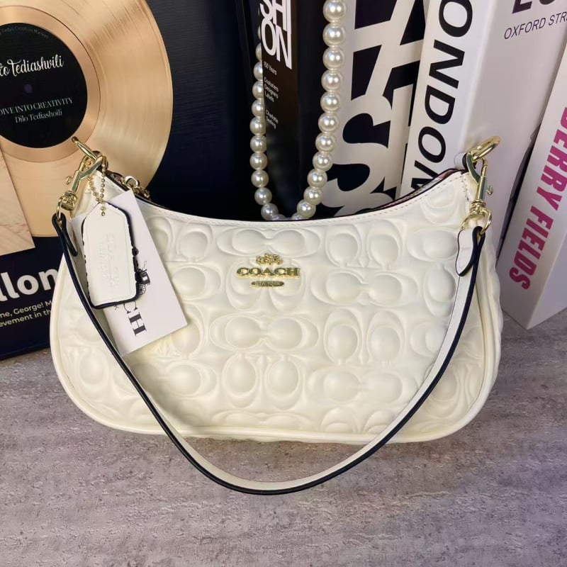 PU kožna crossbody torba za zrelu ženu, oblik dumpling, zatvarač, poliester podstava