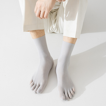 Čarape s pet prstiju od baršuna, unisex, jednobojne, upijaju znoj i prozračuju, srednje dužine, 70–80% najlon