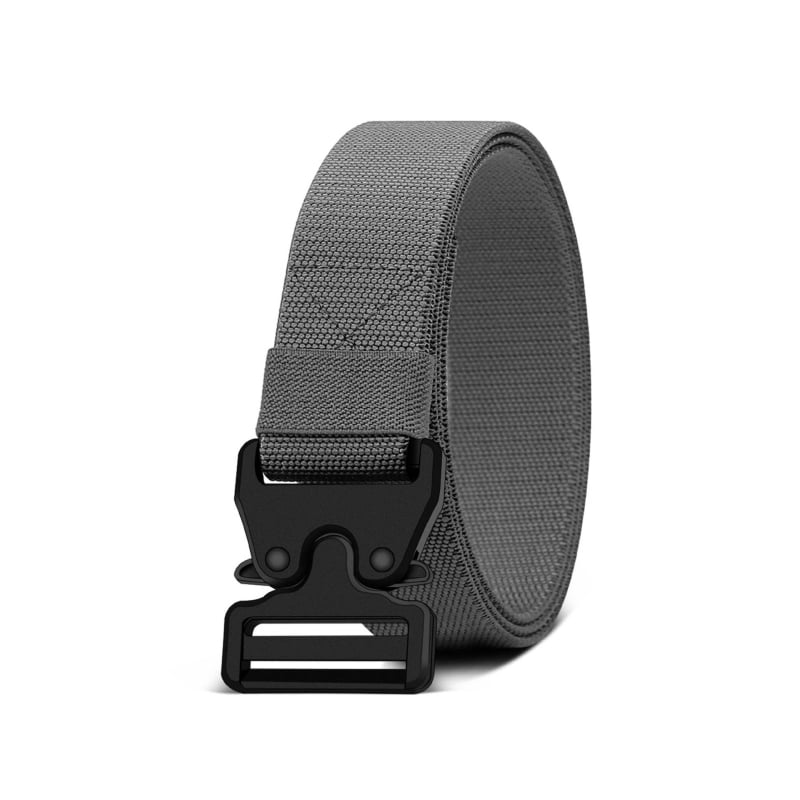 Curea de bărbați din pânză, cataramă din plastic, închidere cu catarama, lățime 2–4 cm, talie elastică.