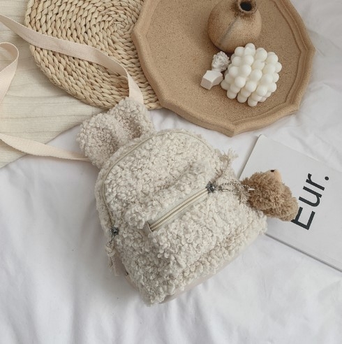 Batoh s plyšovým zajačikom pre dievčatá, do škôlky, model 1951, vodeodolný a odolný, materiál jahňacia vlna, vzor zvierat