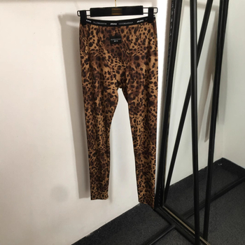 Legice s leopard uzorkom i logom, elastične, uske, 95% pamuk, 70–80% poliester, 3D efekt