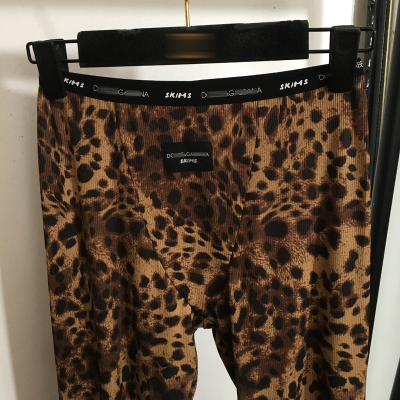 Legice s leopard uzorkom i logom, elastične, uske, 95% pamuk, 70–80% poliester, 3D efekt