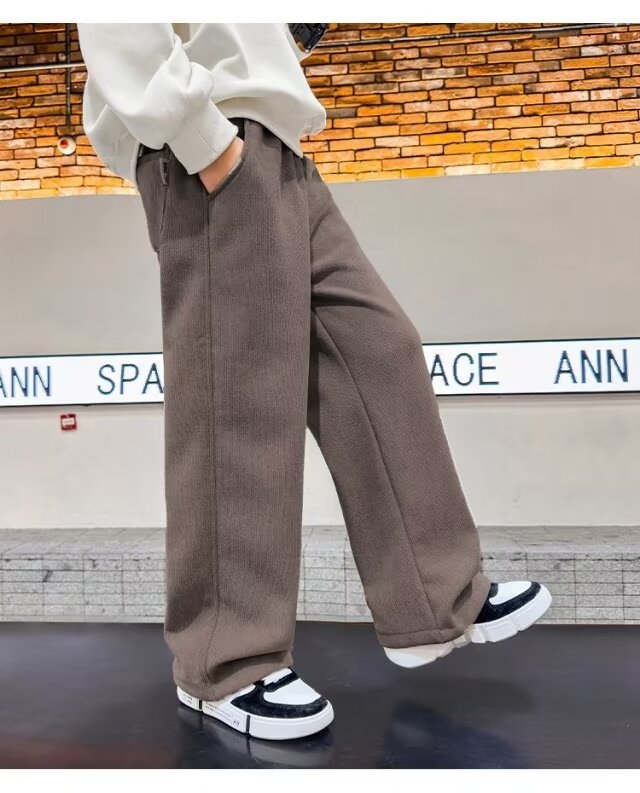 Fiúknak szóló széles lábú nadrág fleece-béléses pamutból, mindennapi sportos nadrág ősz-tél 2025