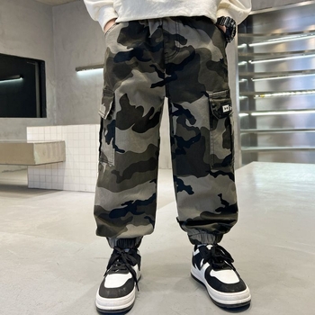 Gyerekeknek készült cargo nadrág, bolyhosított poliészter, 65% poliészester, középmagas derekú elasztikus derékszíj, 3–8 éveseknek