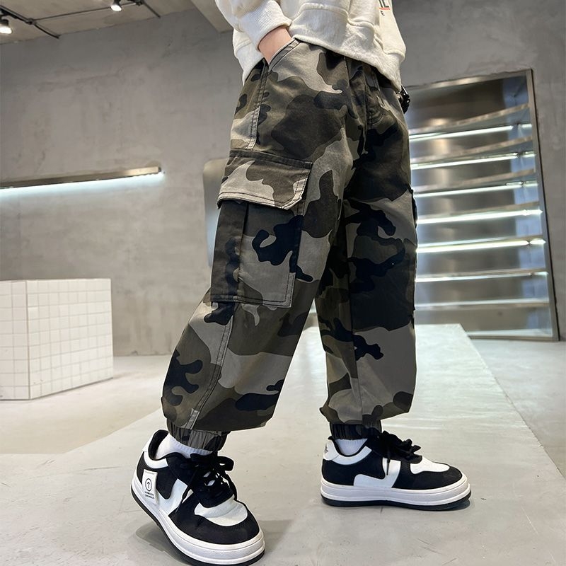 Gyerekeknek készült cargo nadrág, bolyhosított poliészter, 65% poliészester, középmagas derekú elasztikus derékszíj, 3–8 éveseknek