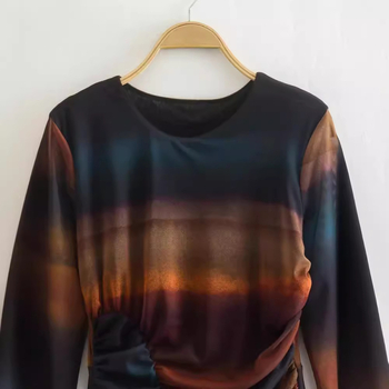 Maxi haljina s dugim rukavima, okrugli vrat, otisak s plisiranim uzorkom, gradski stil, poliester tkanina