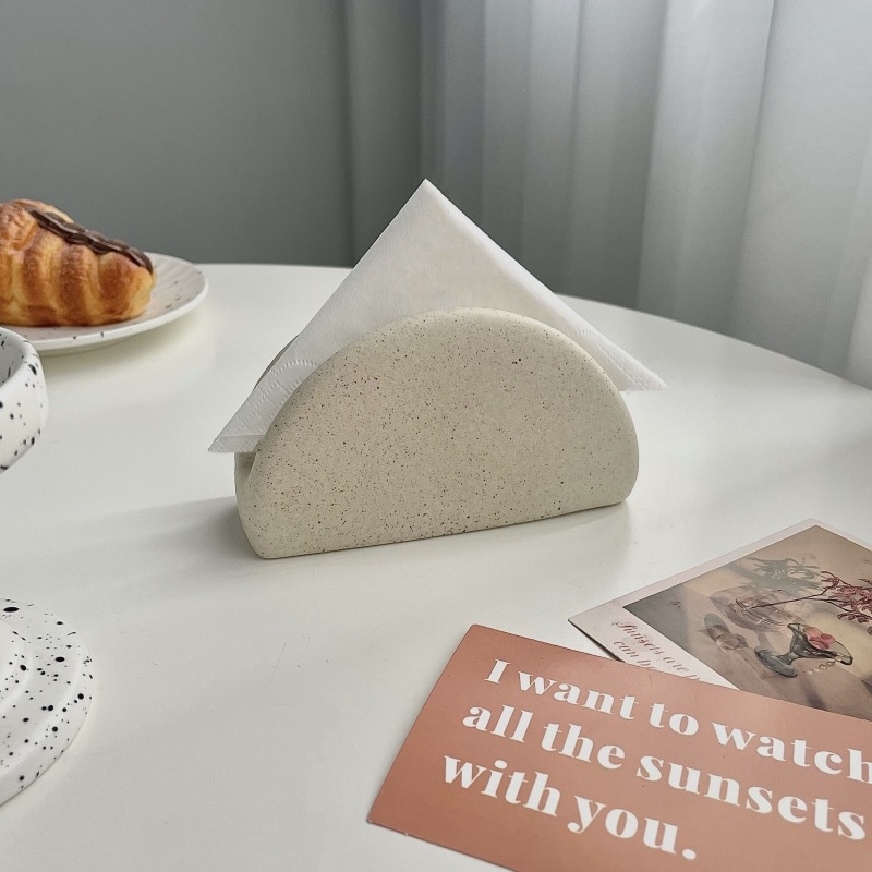 Leyouda keramički držač salveta, nordijskog stila, s ukrasnim zakrivljenim kutovima, glazirani završetak