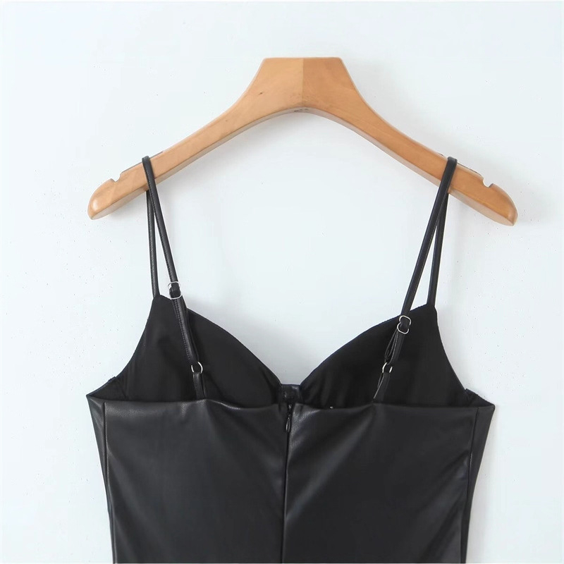 A-vonalú ruha pántokkal, ujjatlan, midi hossz, cipzár, poliészter