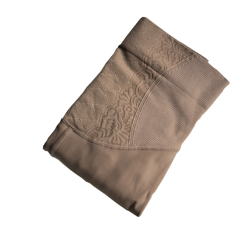 Hlačne nogavice s podizanjem stražnjice, jednobojne, debele najlonom 70–80%, s nogama