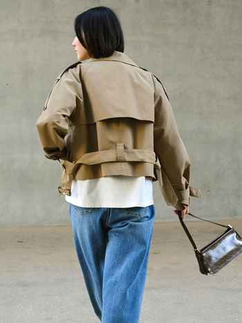 Női dupla gombos trench kabát, lazább szabás, pamut-poliészter keverék, raglán ujjak, rever gallér
