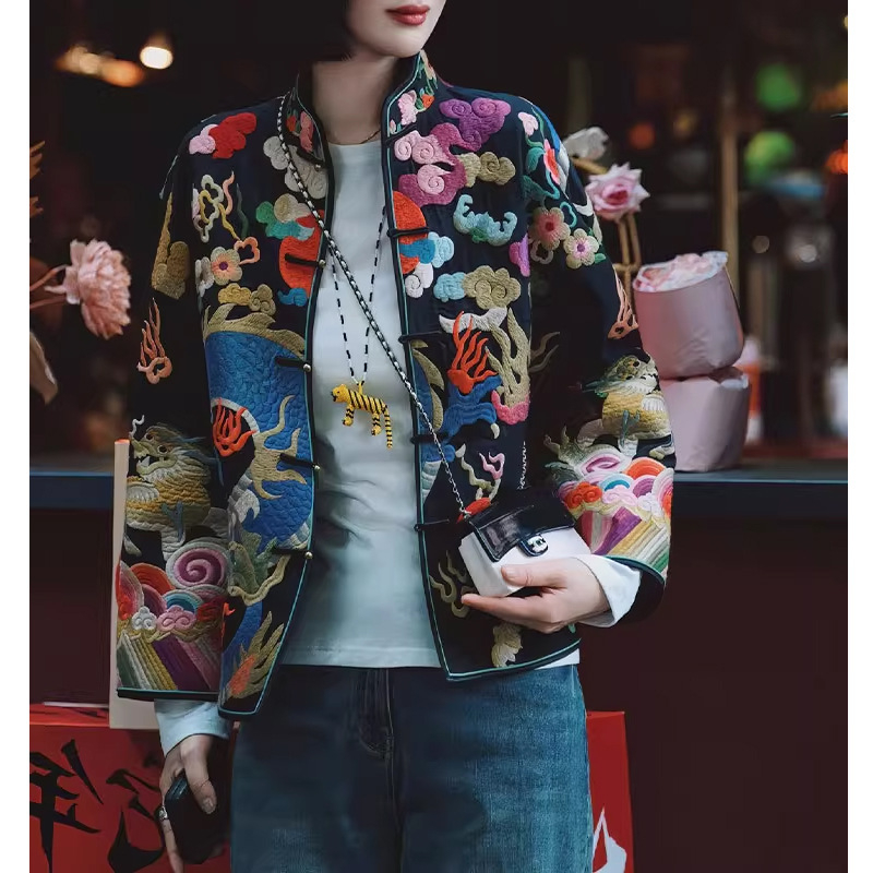 Ženska jakna s izvezenim kineskim stilom, slobodan kroj, poliester, dugi rukavi, okrugli ovratnik, tehnika kolage/šivanja