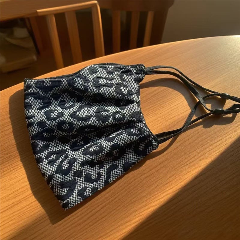 Pamut leopárd mintás maszk, dupla rétegű, fülhez rögzíthető, porvédő, légáteresztő, felnőtteknek