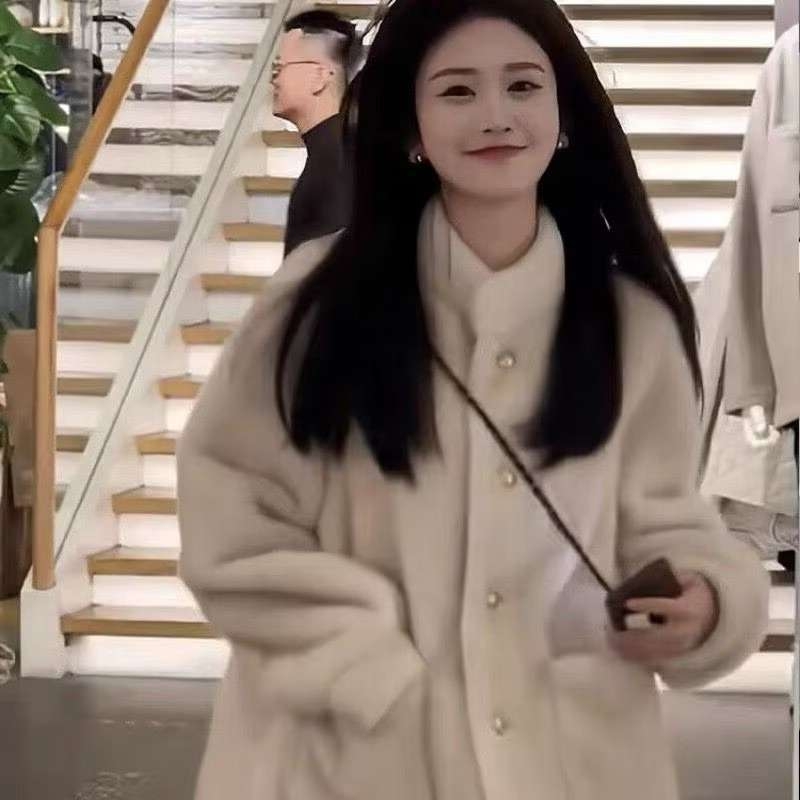 Γυναικείο χειμερινό παλτό από ακρυλικό ύφασμα με γιακά polo και patchwork σχέδιο, κανονικό μήκος