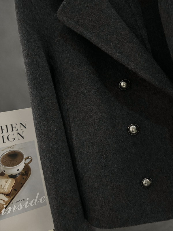 Ženski dvostrani vuneni kaput, grafitno siva, ležeran kroj, dvostruko kopčanje, ovratnik sakoa, standardna duljina (50–65 cm)