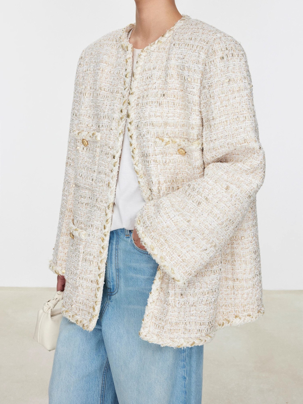 Kaput od vunene smeše, jedinstveni materijal, regular kroj, dugi rukavi, okrugli ovratnik sa skrivenim zatvaračima