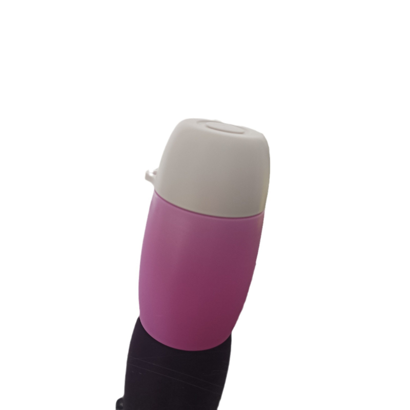 Ručný prenosný irigator pre poporodnú hygienu, nastaviteľný tlak vody, samočistiaca tryska, nastaviteľná vzdialenosť otvorov 80–200, model P013-01, ABS