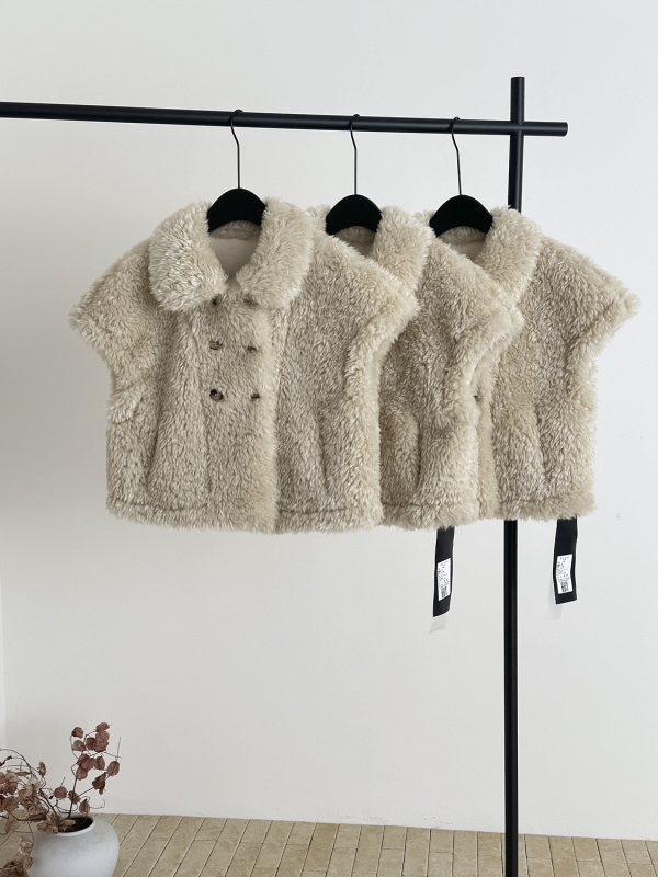 Öko-barát nyúl szőrme mellény, ujjatlan, magas gallér, ultra rövid hossz, elegáns téli kültéri ruházat