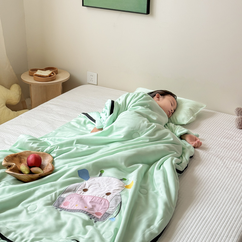 Gyerekeknek szóló alvózsák / takaró, 100% pamut anyag, súly 1.6-2 kg, töltet 20% szója rost + 80% poliészter rost, egyszerű stílus