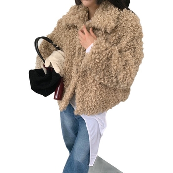 Kaput od krzna u korejskom stilu, kratka duljina 40–50 cm, dugi rukavi, ovratnik tip lapel, za žene