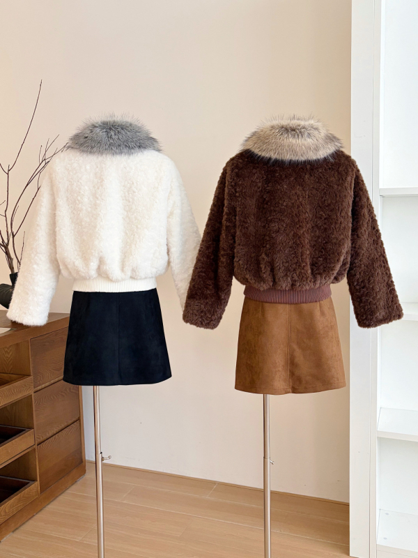 Ženski kratki kaput od umjetnog krzna s velikim ovratnikom, umjetna ovčja vuna, dugi rukavi, slatkog stila, zima 2025