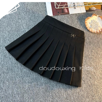 JK-stílusú pliszírozott szoknya fleece-béléssel, 70% poliészter, bélés poliészter 91–99%, 2025 tél