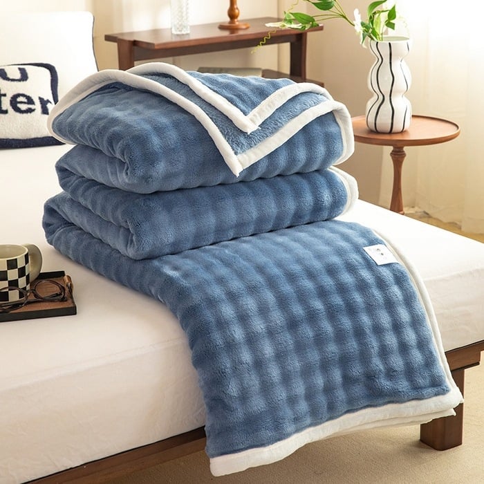 Sperlanti Milk Velvet pléd, egyszínű, poliészter rost, 300 g alatt, négy évszakos, japán stílus