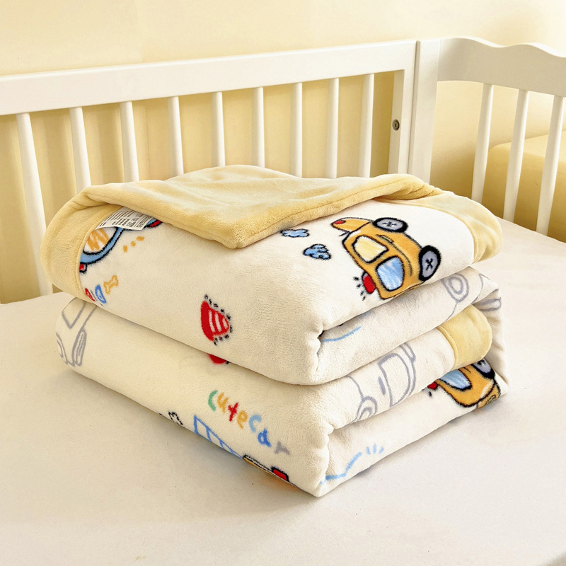Gyerekeknek szóló tej-velúr pléd, rajzolt minta, poliészter rost, 300 g alatt, egész éves használatra