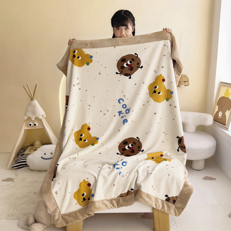 Gyerekeknek szóló tej-velúr pléd, rajzolt minta, poliészter rost, 300 g alatt, egész éves használatra