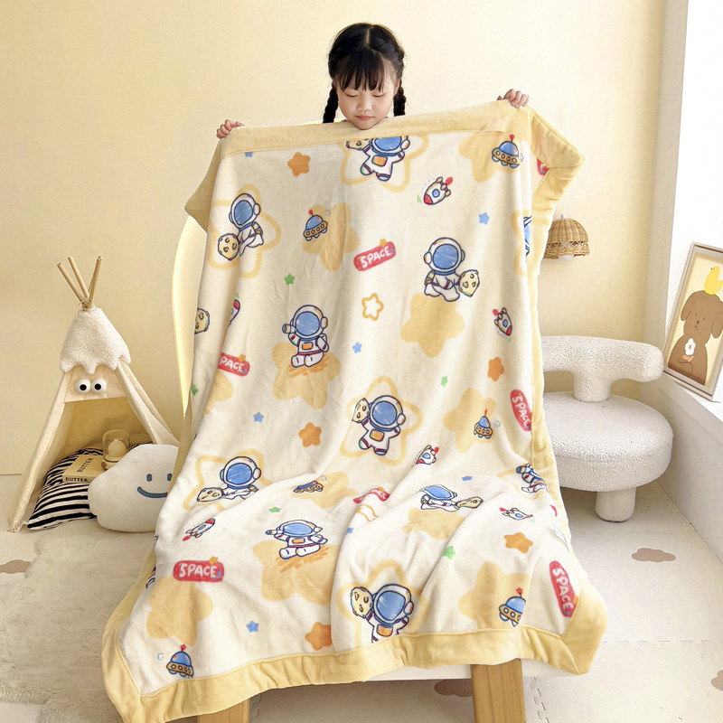 Gyerekeknek szóló tej-velúr pléd, rajzolt minta, poliészter rost, 300 g alatt, egész éves használatra