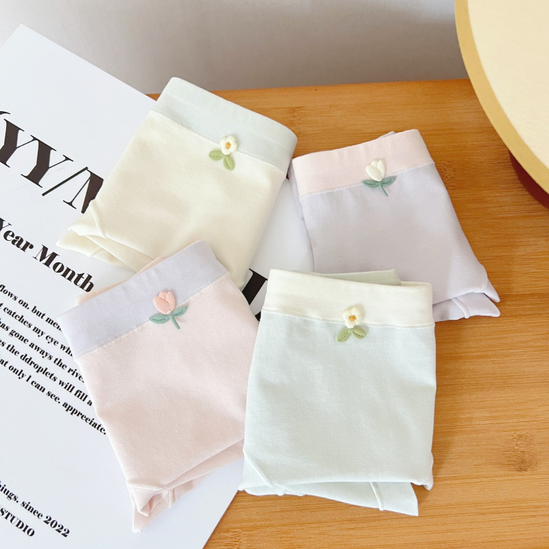 Női pamut antibakteriális, lélegző alsónemű, középmagas derekú, egyszínű, ágyéktáji bélés 50-70% pamut