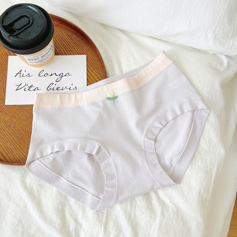 Női pamut antibakteriális, lélegző alsónemű, középmagas derekú, egyszínű, ágyéktáji bélés 50-70% pamut