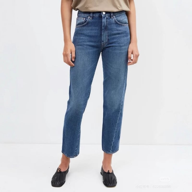 Τζιν από ντένιμ βαμβάκι, μεσαία μέση, ίσια γραμμή, patchwork στυλ, distressed λεπτομέρειες, 90–95% βασικό ύφασμα