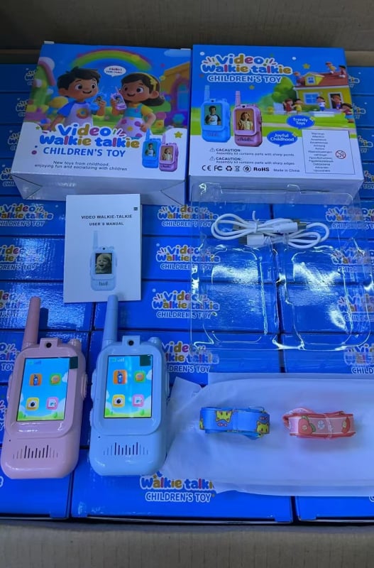 Dječji video Walkie-Talkie, 4. generacija, dvodijelni set (domet do 1,5 km; Li-ion baterija 650 mAh; 4G; zaslon)