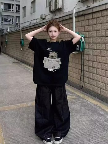 Női pamut rövid ujjú felső szöveges mintával, laza szabású, kerek nyakú