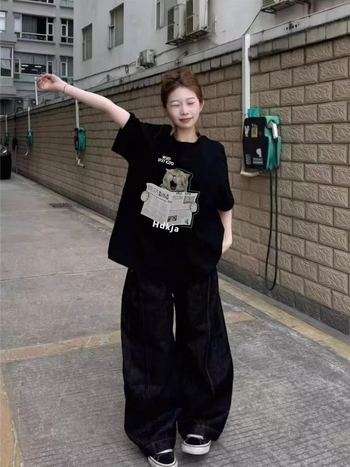 Női pamut rövid ujjú felső szöveges mintával, laza szabású, kerek nyakú