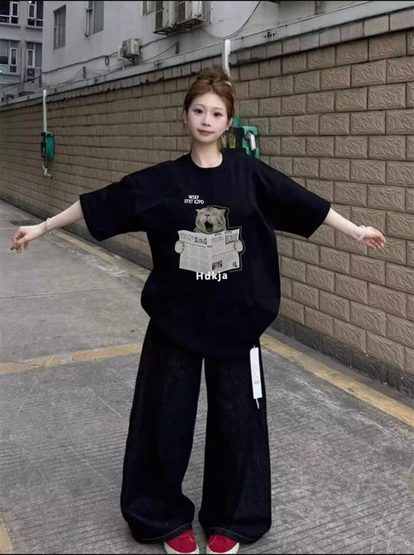 Női pamut rövid ujjú felső szöveges mintával, laza szabású, kerek nyakú