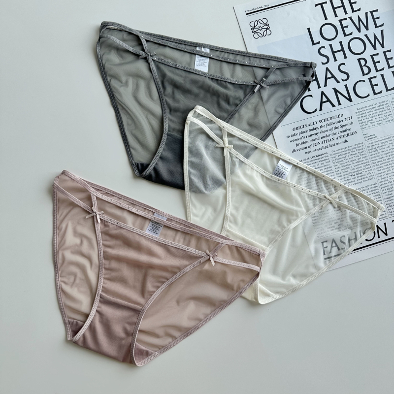 Ženske čipkaste gaćice – najlonska čipka, pamuk podstava, niski struk, prozračne, oblikuju tijelo