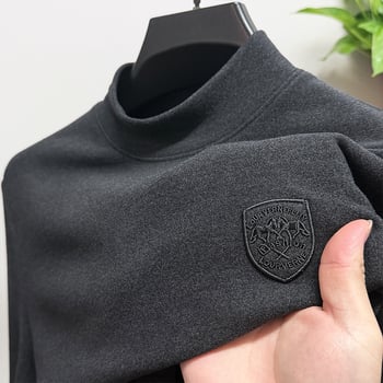 Termo majica s kapuljačom, lagani luksuzni stil; tkanina na bazi viskoze; izvezeni detalji; gusta, topla površina.