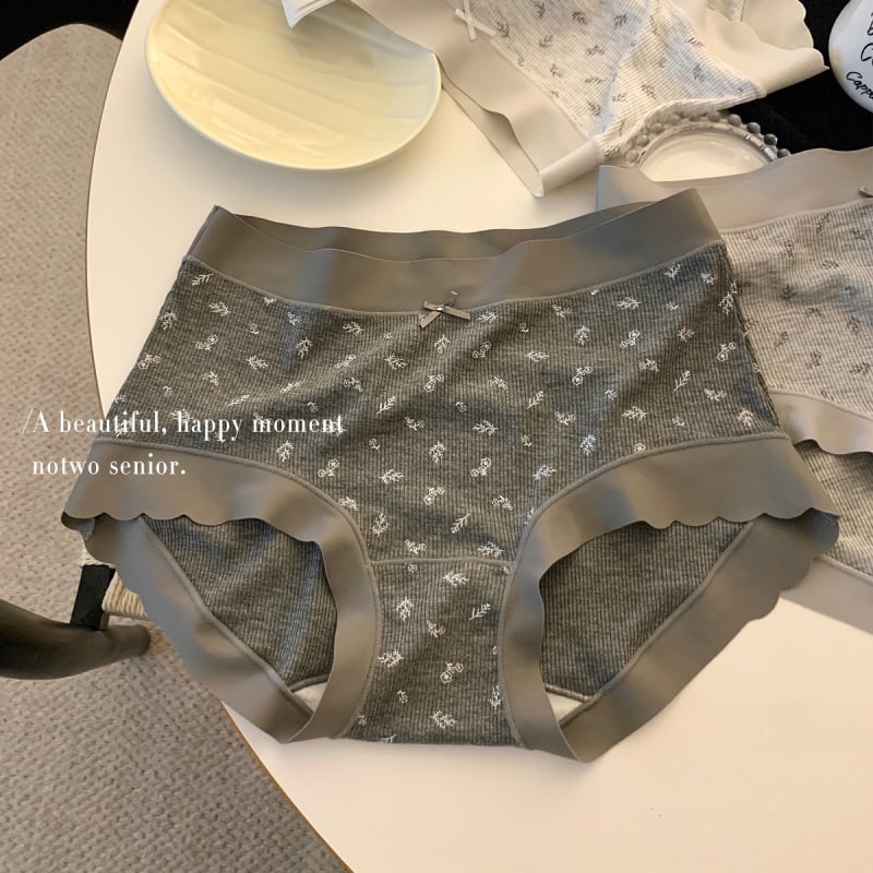 Djevojčice pamukne gaćice, antibakterijsko područje prepona, srednji pojas, prozračan ribasti materijal