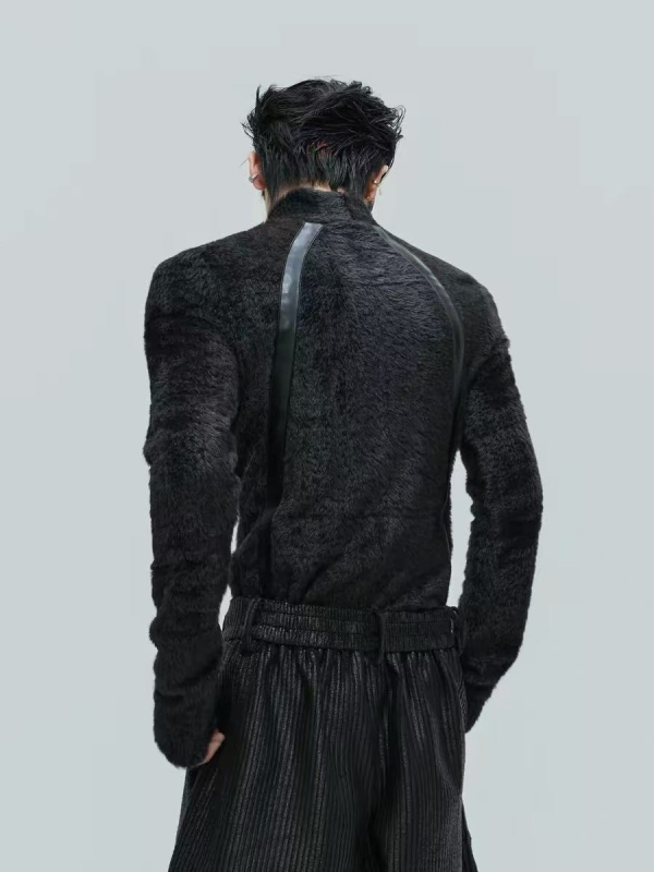 Pleteni top sa stojećim ovratnikom, debela tkanina od poliestera 70–90%, dizajn color blocking i patchwork, dugi rukav, slobodan kroj