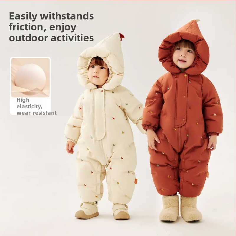 Detský jednopásový overal s perím, 86–90% bieleho kačacieho peria; vonkajšia látka a podšívka 100% polyester; vhodný pre novorodencov 0–1 rokov (do 80 cm); bez goliera