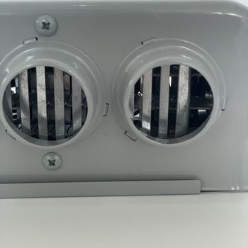 Автомобилен нагревател с три отвора, 12V/24V, 400–800 W, метално тяло от желязо и мед, за размразяване и дефогване на стъклото