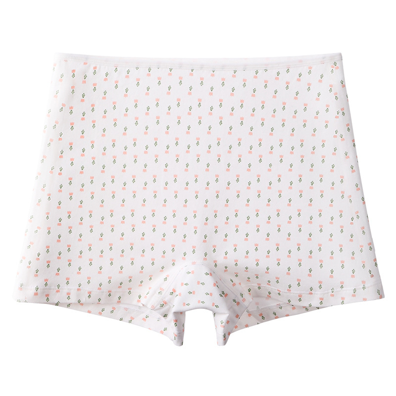 Lenjerie intimă pentru femei, talie medie, material principal 90–95% bumbac, căptușeală în zona inghinală 100% bumbac, potrivită pentru toate anotimpurile