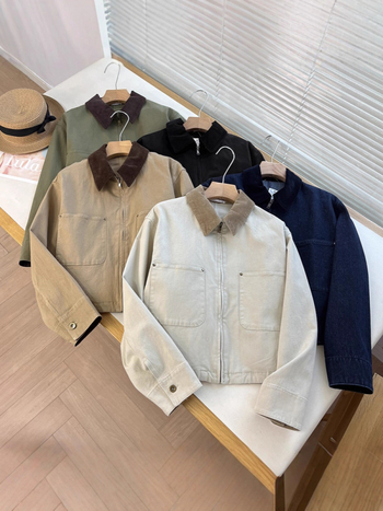 Jakna sa zipom, ovratnikom i džepovima — kolažni dizajn od pamukasto-mješavine materijala