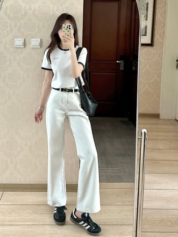 Дънки с прав силует и висока талия; 70–80% памук; висока еластичност; пролет 2026