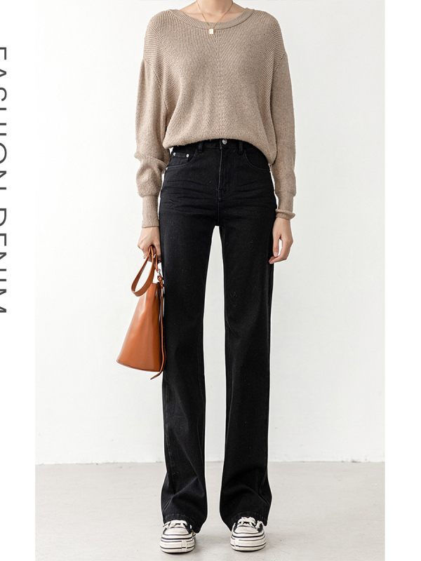 Дънки с прав силует и висока талия; 70–80% памук; висока еластичност; пролет 2026